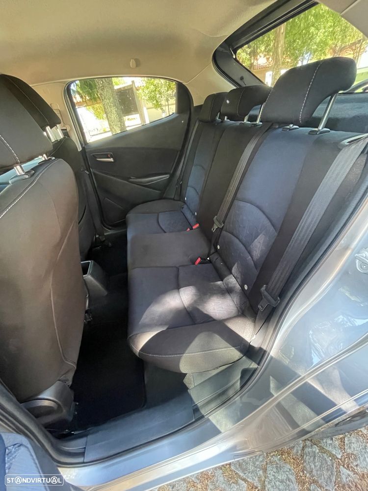 Mazda 2 1.5 Sky.Evolve Navi - 10