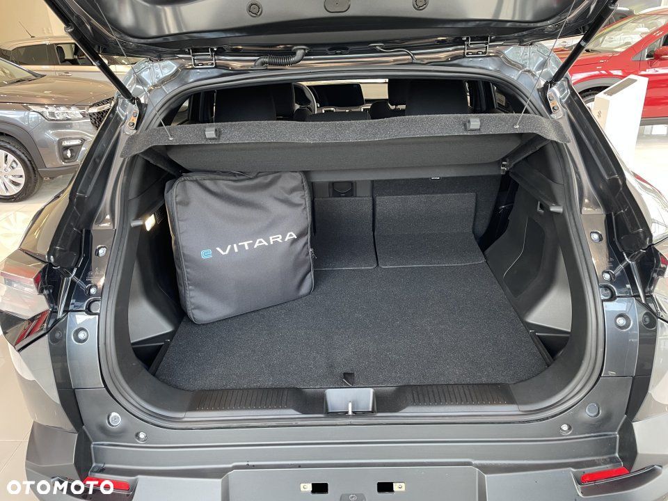 Suzuki e VITARA - 14