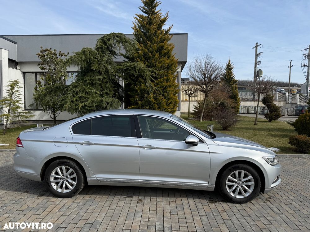Volkswagen Passat 1.6 TDI SCR DSG Business - 10