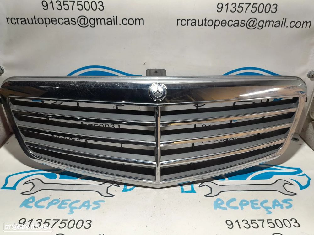 GRELHA FRENTE FRONTAL MERCEDES BENZ CLASS C W204 ORIGINAL - 1