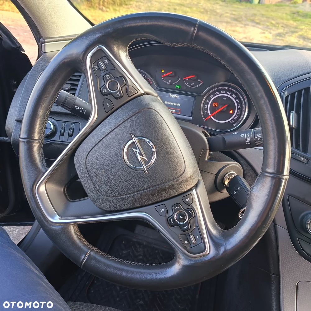 Opel Insignia - 23