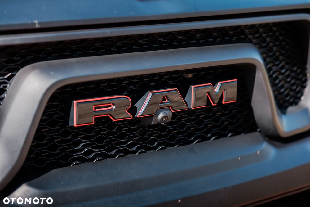 Dodge RAM - 15