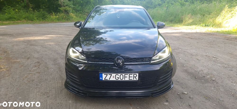 Volkswagen Golf - 7