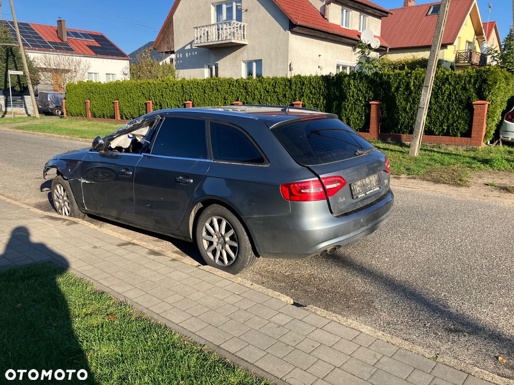 Audi A4 Avant - 4