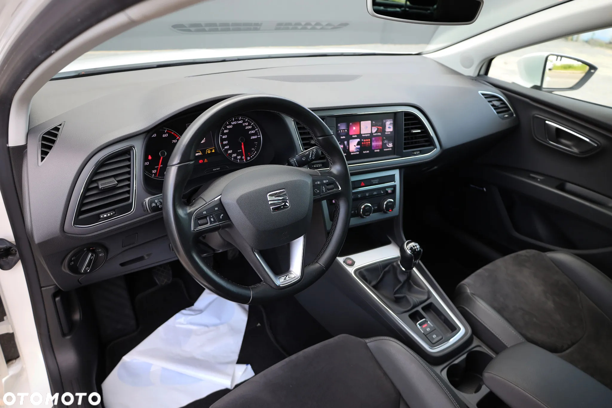 Seat Leon 1.4 EcoTSI Full LED S&S - 26