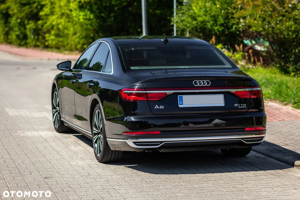 Audi A8 - 11