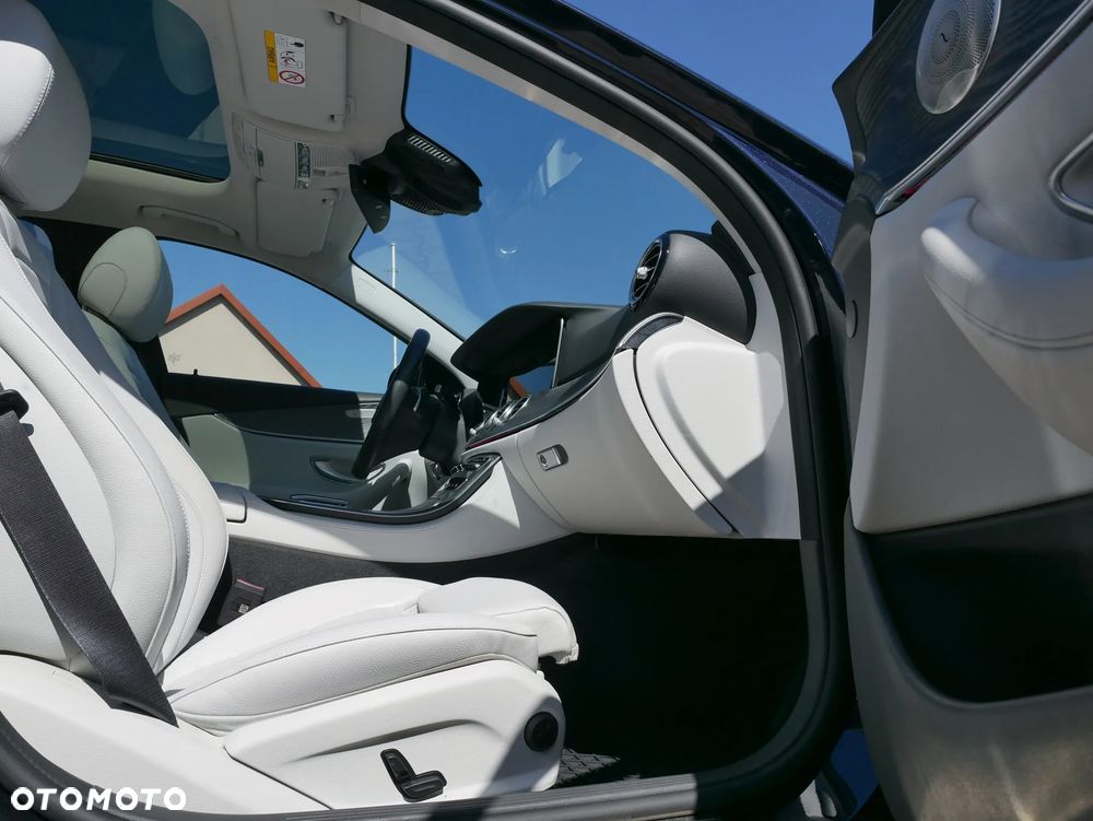 Mercedes-Benz Klasa E 300 de 9G-TRONIC Avantgarde - 23