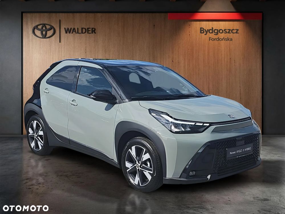 Toyota Aygo X Hybrid 1.5 Style e-CVT - 8