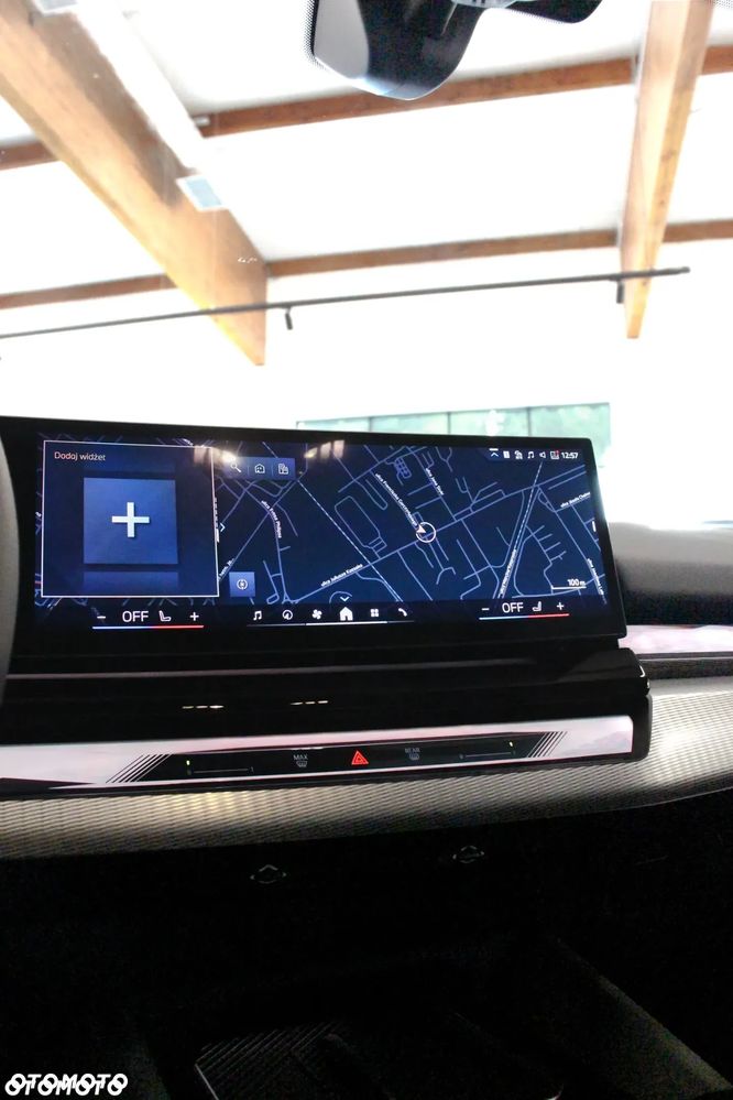 BMW Seria 5 520d xDrive mHEV - 10