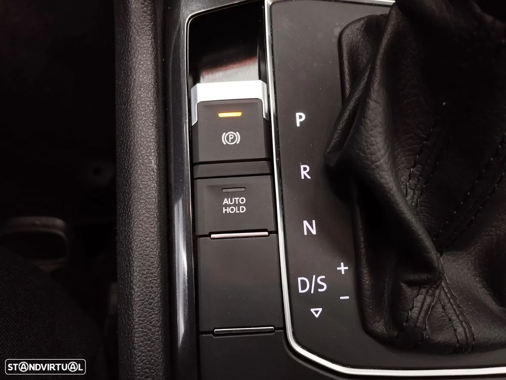 VW Tiguan Allspace 2.0 TDI Confortline DSG - 36