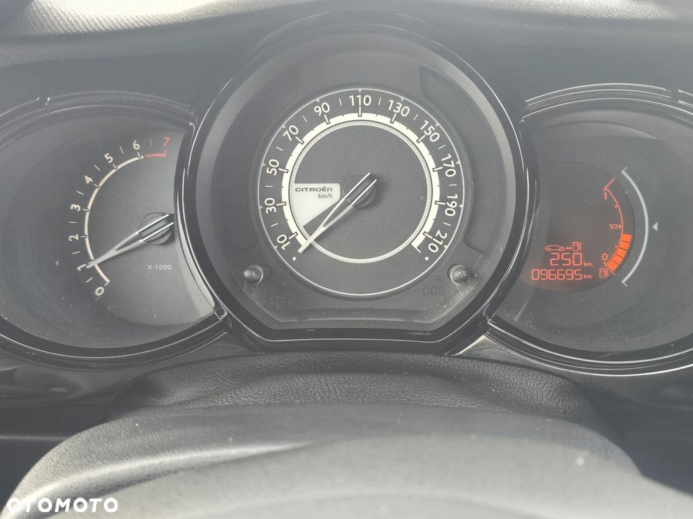 Citroën C3 1.2 PureTech Exclusive - 9