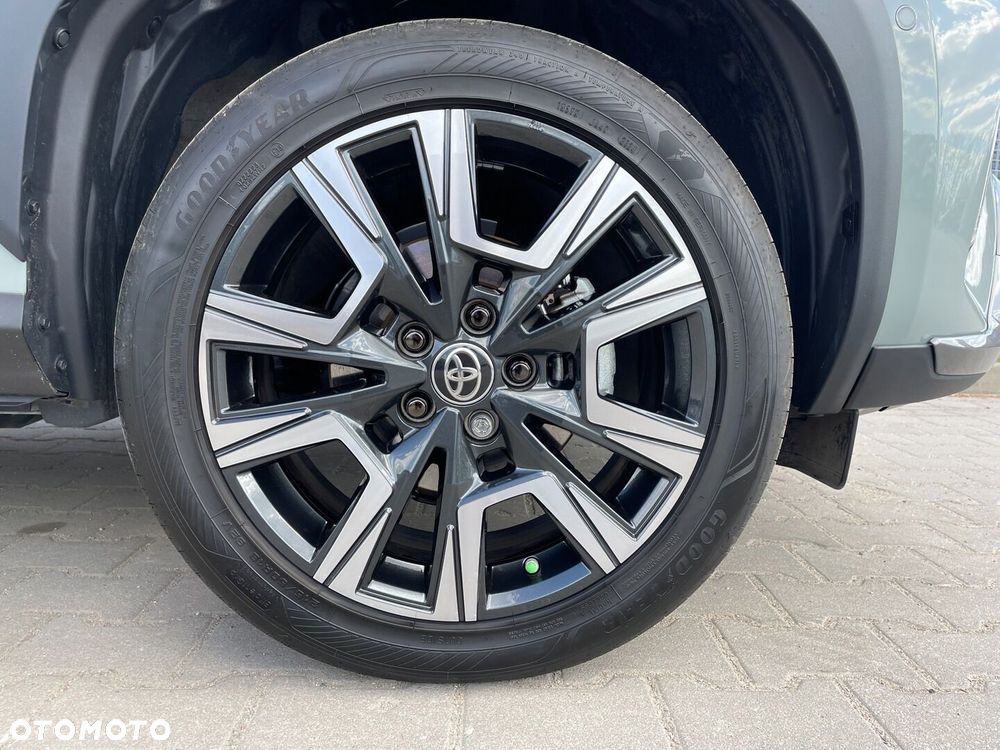 Toyota Yaris Cross - 17