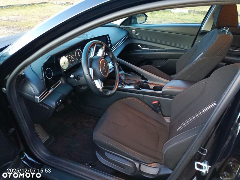 Hyundai Elantra 1.6 Smart CVT - 5