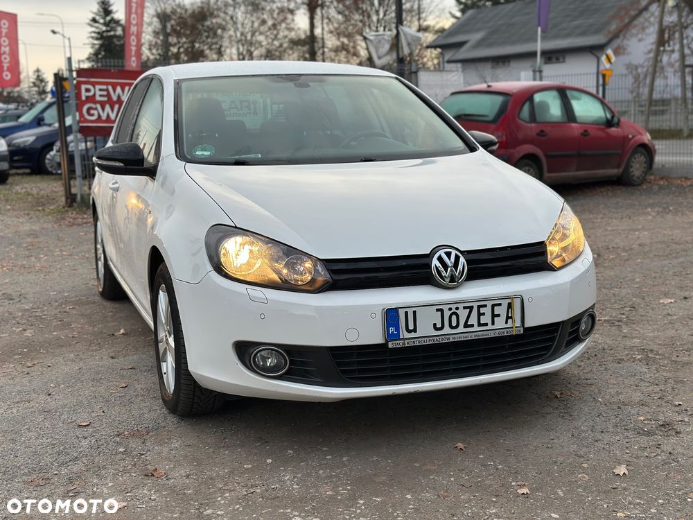 Volkswagen Golf 1.6 TDI DPF BlueMotion Technology MATCH - 4