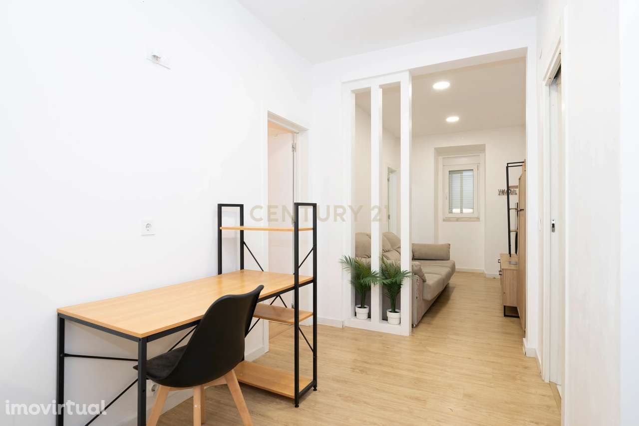 Apartamento T2 em Algés - Oeiras - Lisboa - Grande imagem: 2/20