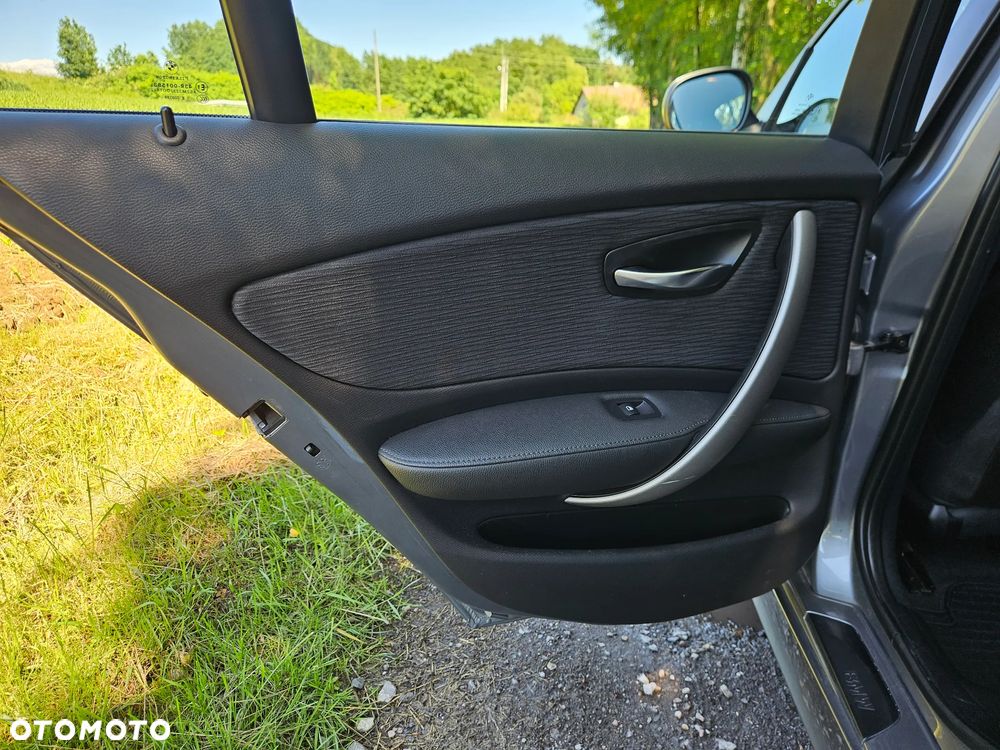 BMW Seria 1 - 18
