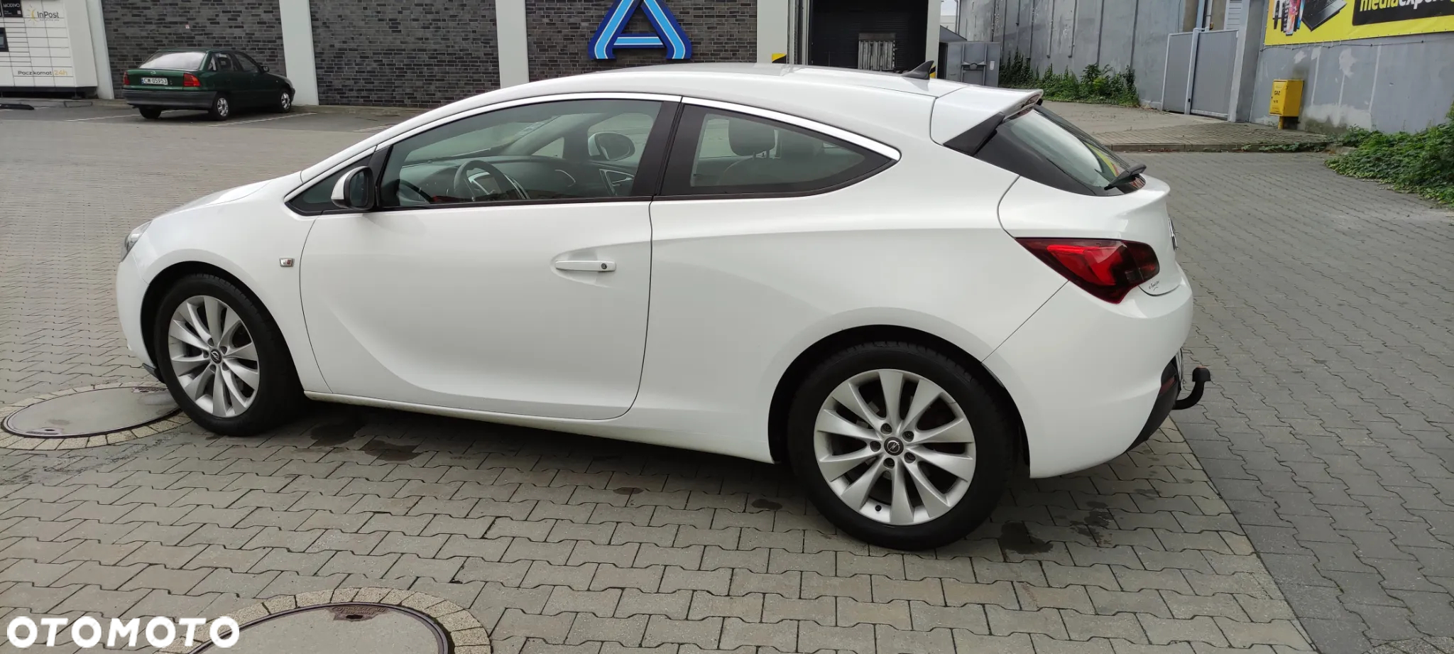 Opel Astra GTC 1.7 CDTI DPF ecoFLEX Start/Stop Innovation - 4