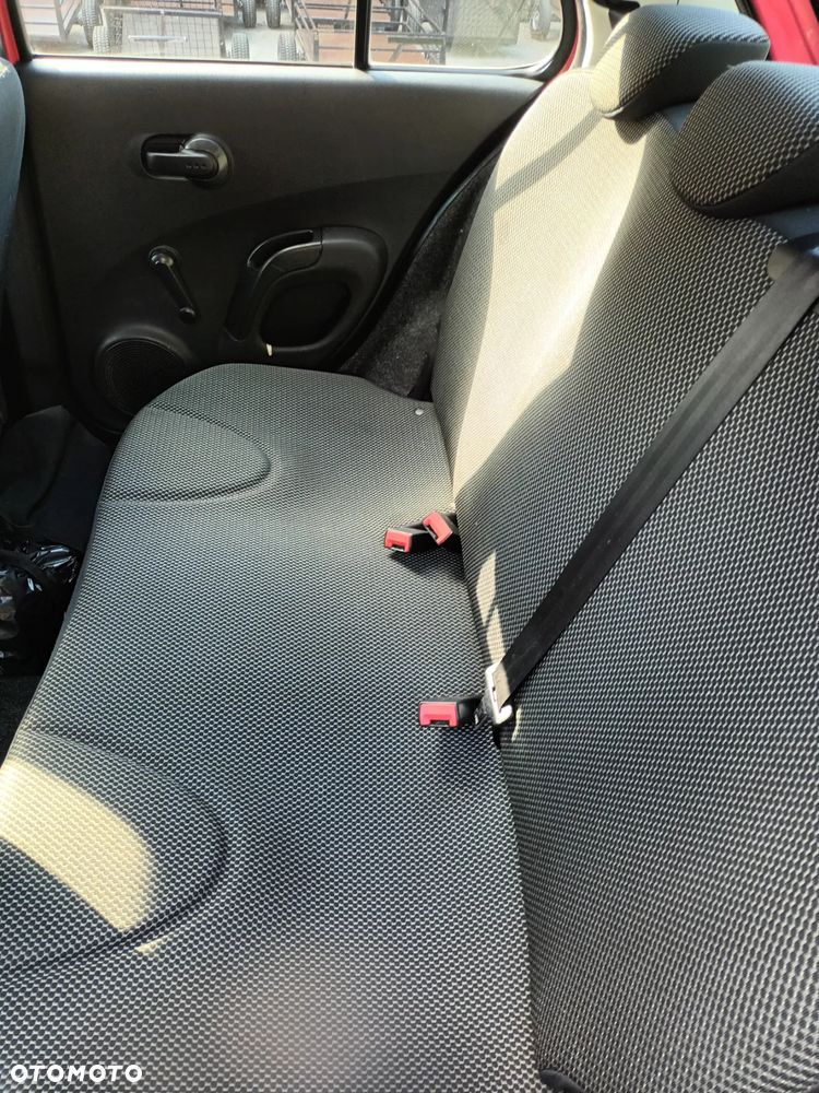 Nissan Micra - 5