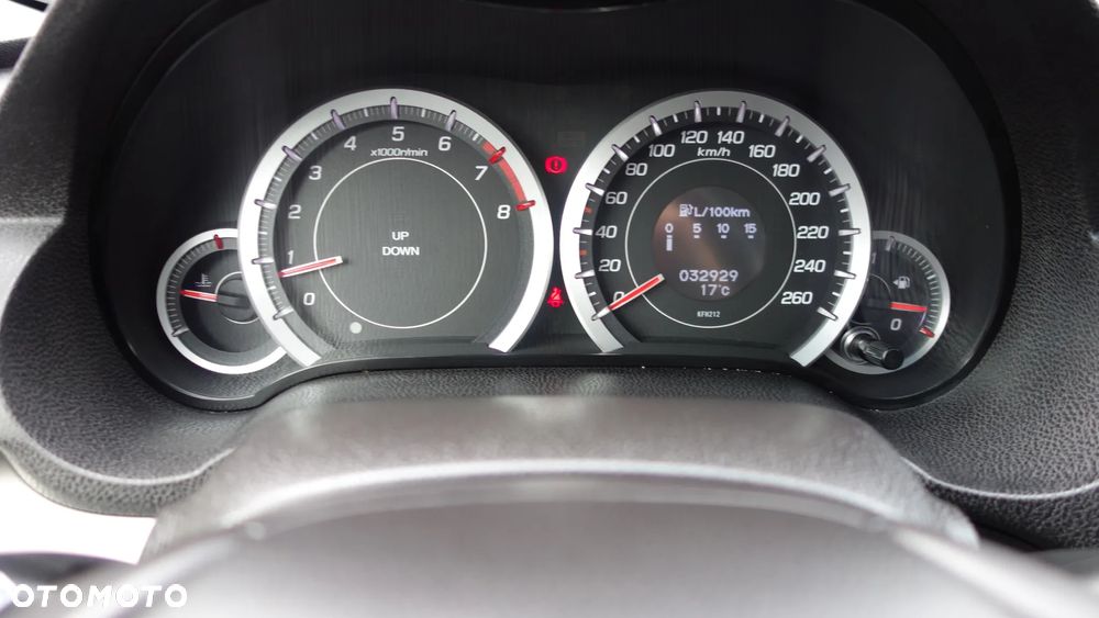 Honda Accord 2.0 Elegance - 20