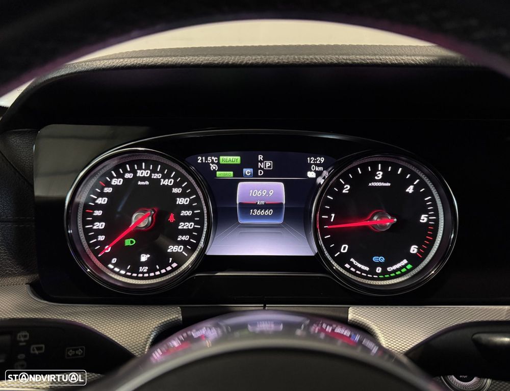 Mercedes-Benz E 300 de AMG Line - 41