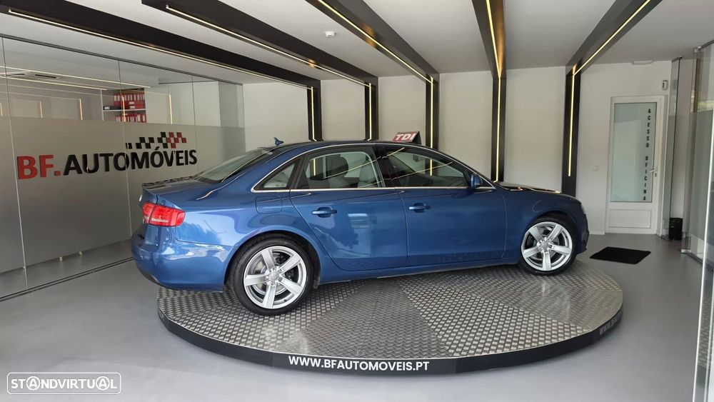 Audi A4 2.0 TDI multitronic - 8