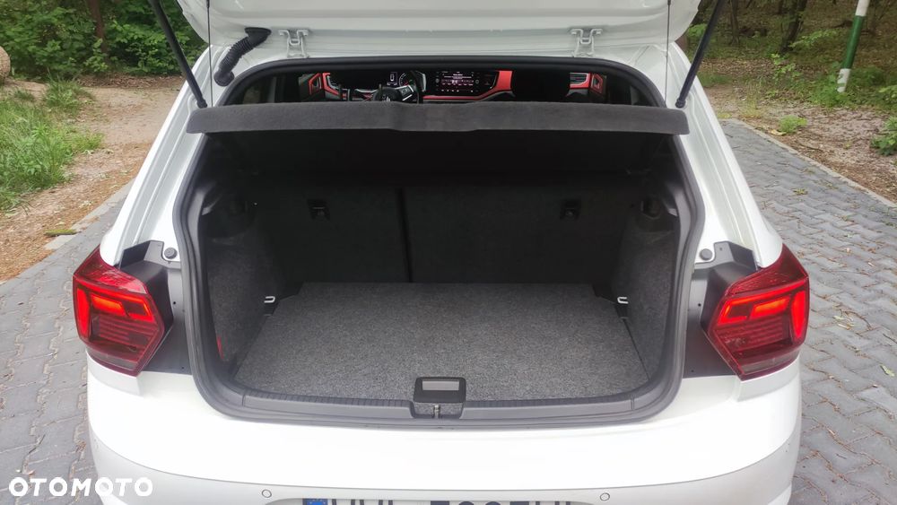 Volkswagen Polo - 8