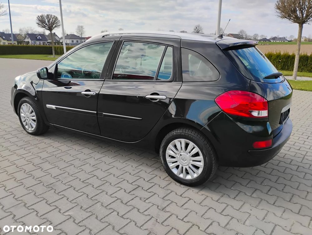 Renault Clio - 7