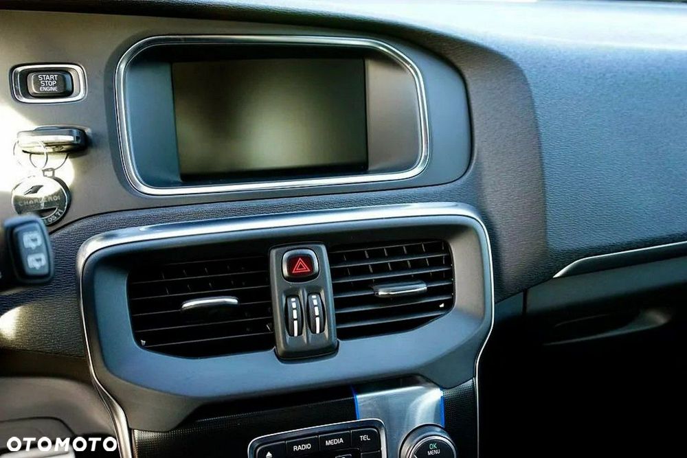 Volvo V40 D2 Base - 20