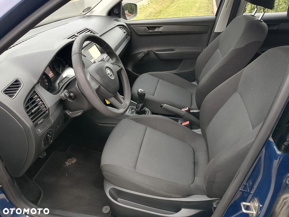 Skoda Fabia - 8