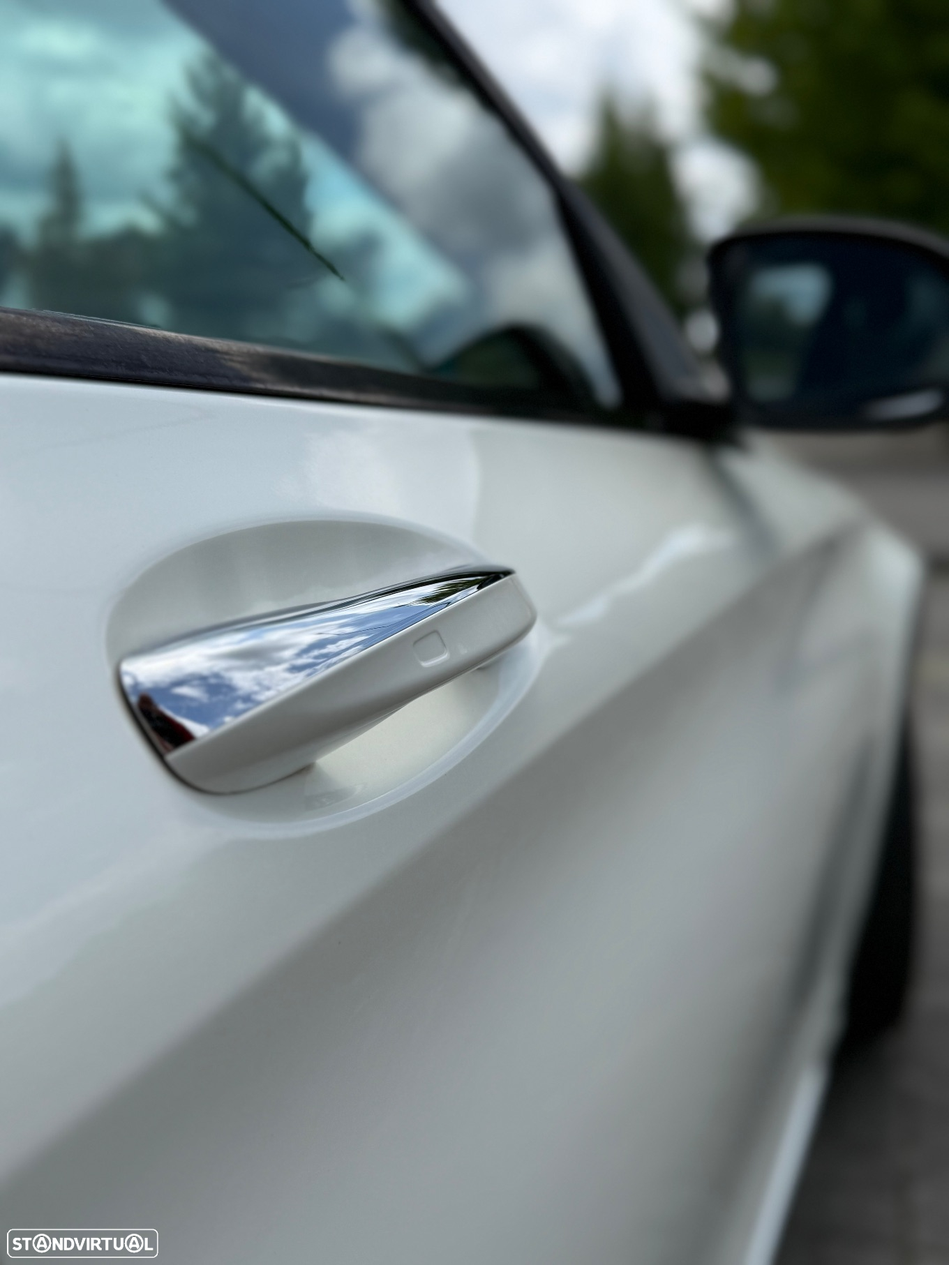 Mercedes-Benz C 300 h AMG Line - 18