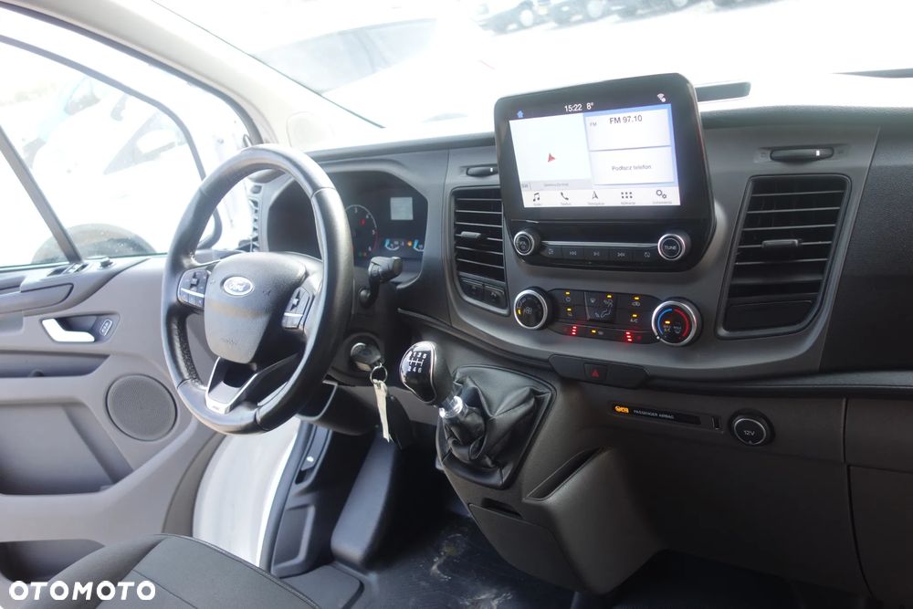 Ford Transit Custom Long 2.0 ecoblue 130 KM Klima - 22