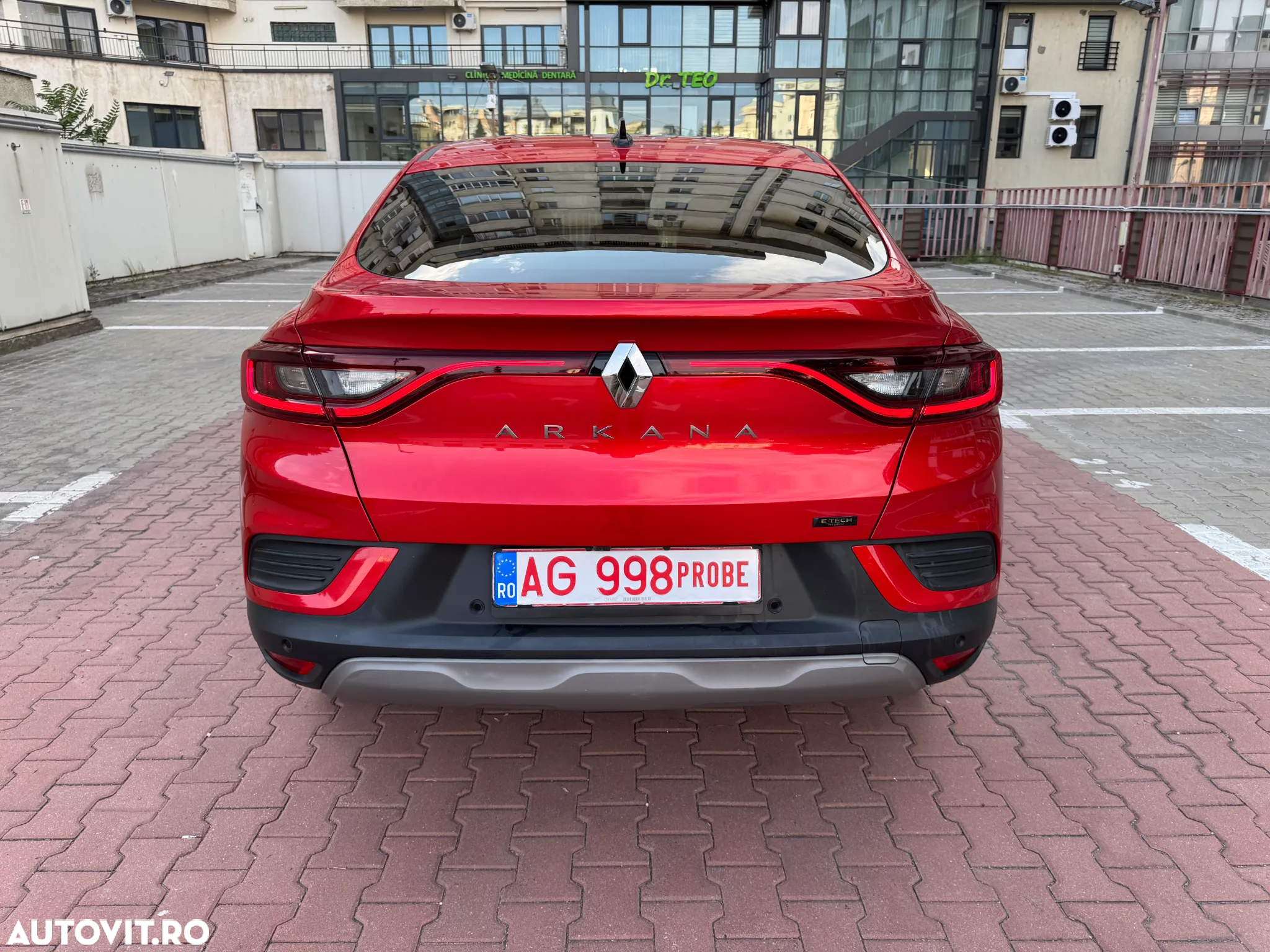 Renault Arkana E-TECH Hybrid 145 Techno - 37