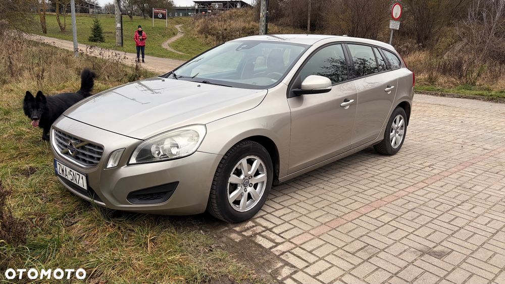 Volvo V60 DRIVe - 2