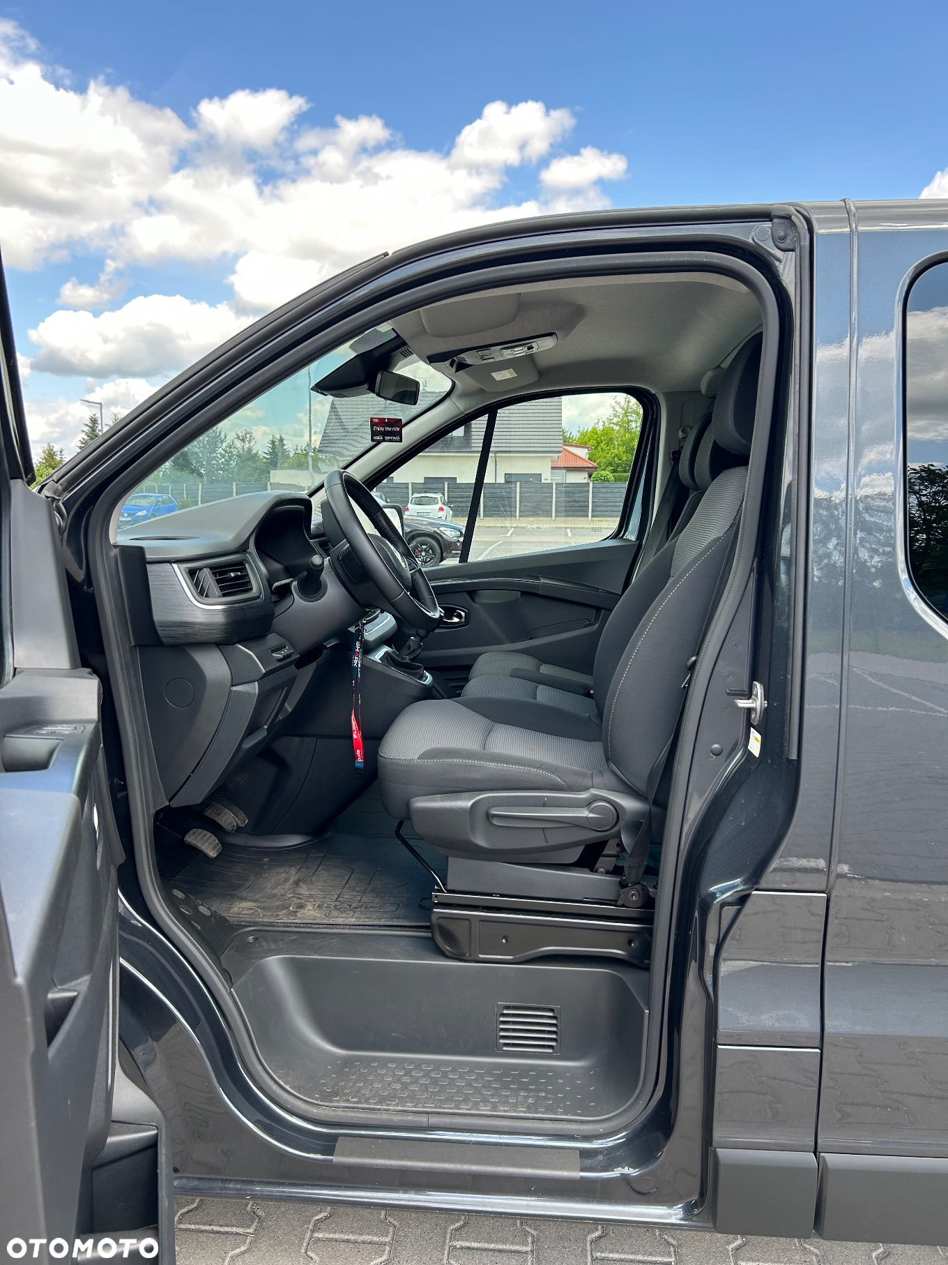 Renault Trafic 2.0 dCi L2H1 HD Extra (bryg.) - 13