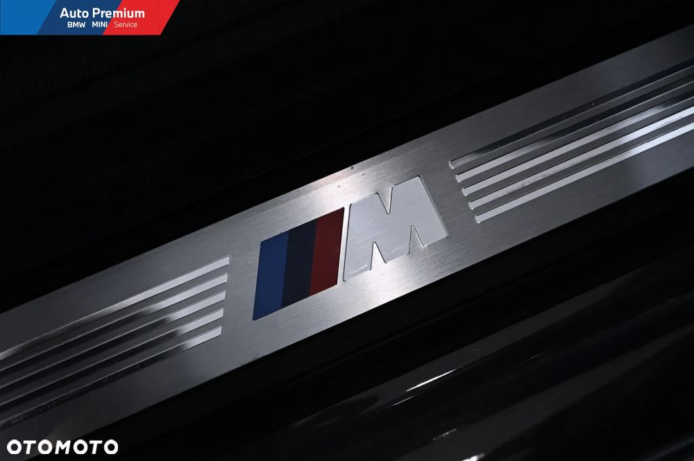 BMW Seria 5 520d xDrive - 24