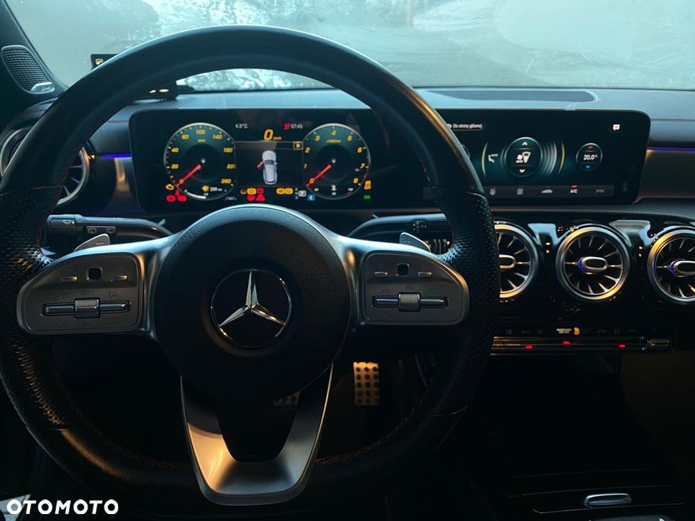 Mercedes-Benz CLA - 7