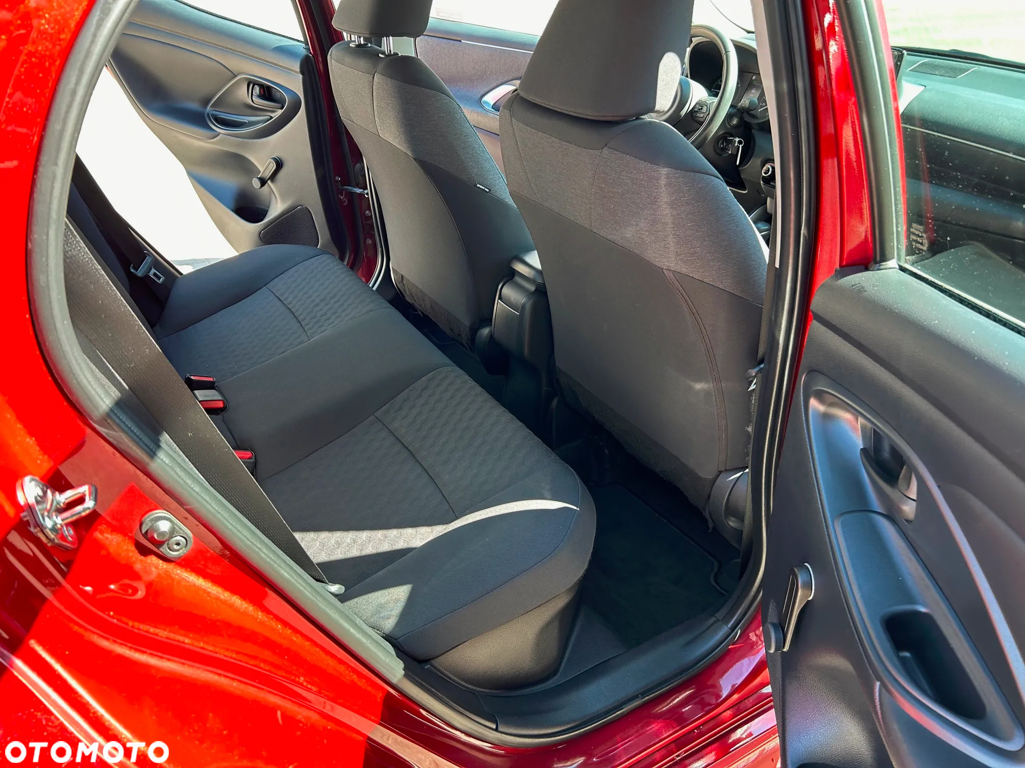 Toyota Yaris Hybrid 1.5 Comfort - 18