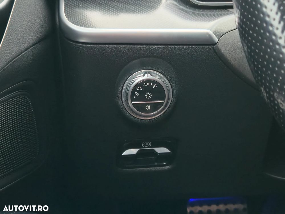 Mercedes-Benz C 180 9G-TRONIC AMG Line Advanced - 20