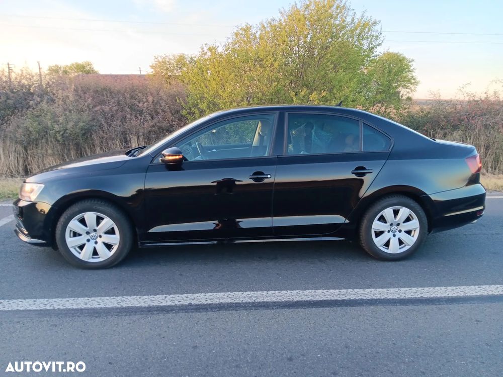 Volkswagen Jetta 2016 photo 2