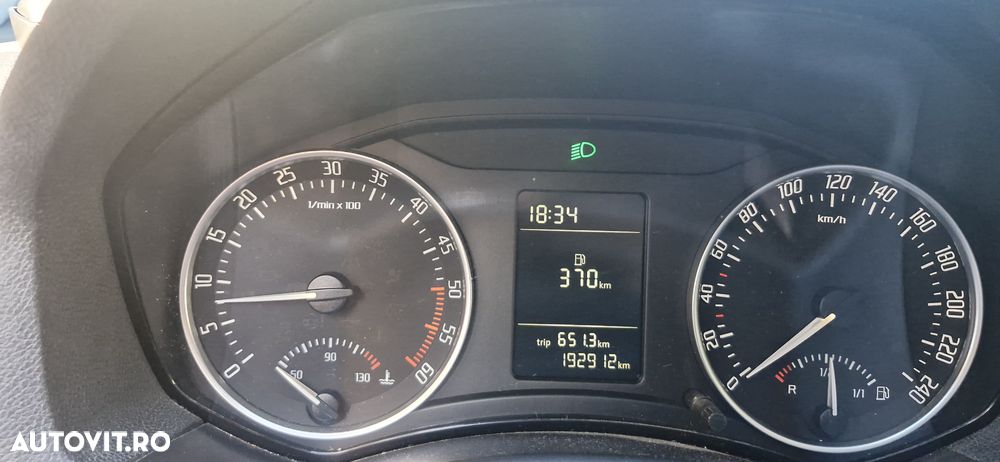 Skoda Octavia 1.6 TDI Ambiente - 8