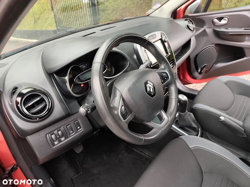 Renault Clio - 27