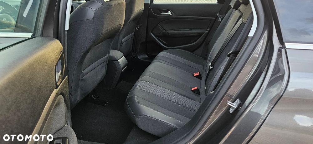 Peugeot 308 BlueHDi 130 Stop & Start Allure - 11