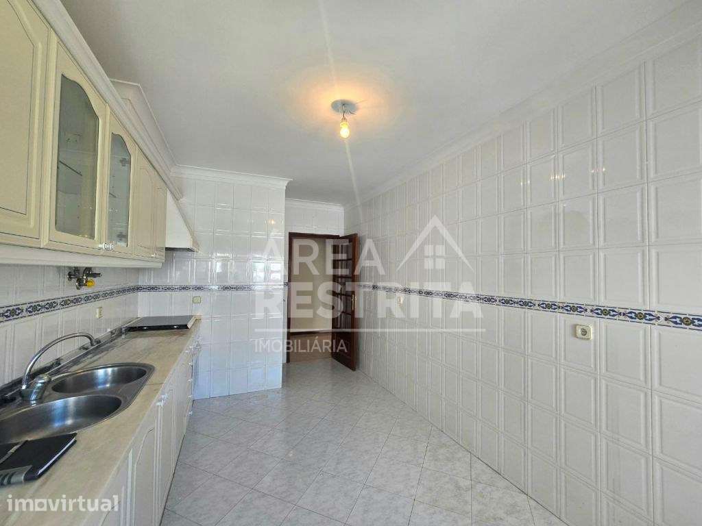 Apartamento T2 c/Parqueamento, na Cavaleira - Algueirão - Grande imagem: 4/24