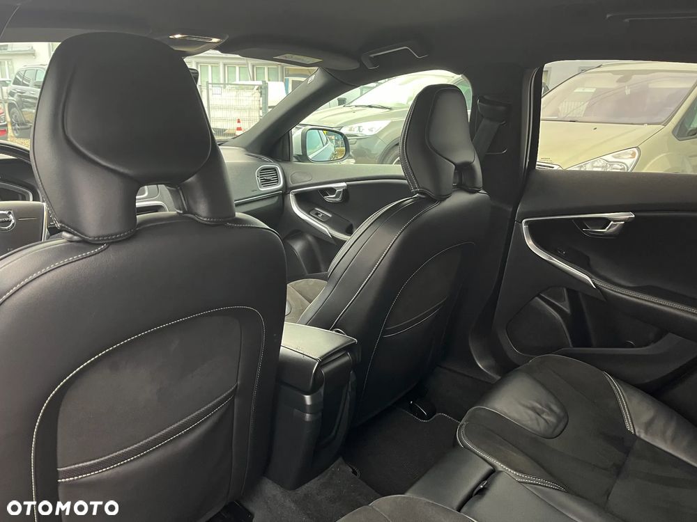 Volvo V40 - 30