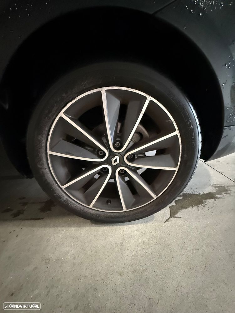 Renault Mégane Sport Tourer dCi 110 FAP Paris - 14