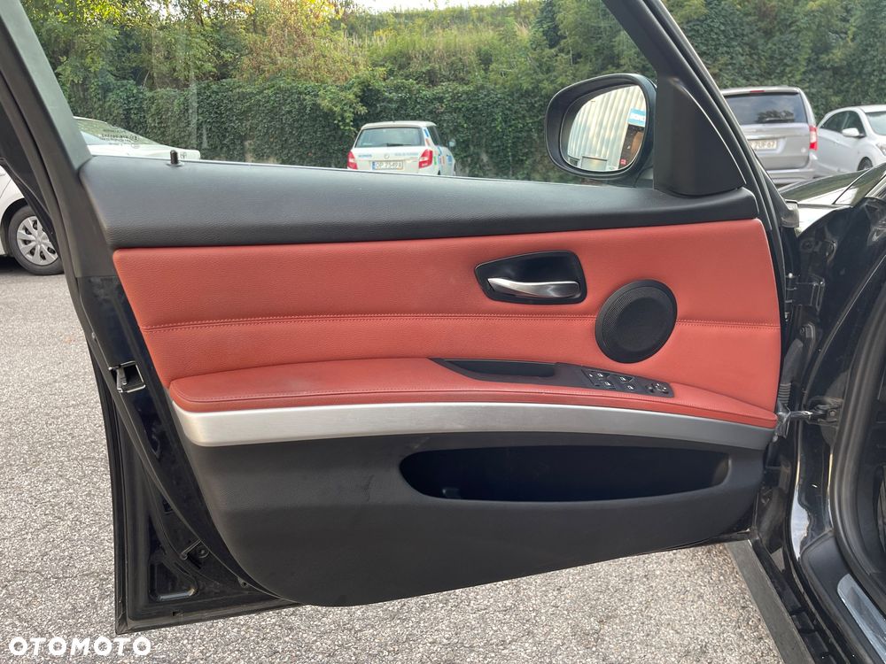 BMW Seria 3 318d - 8