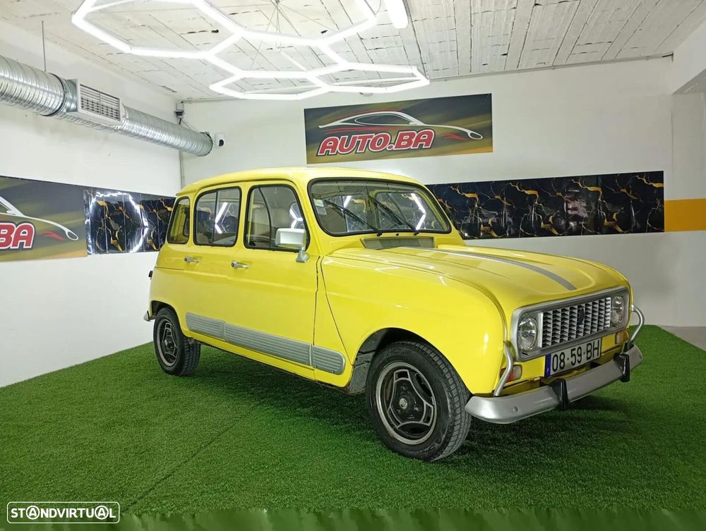 Renault 4 - 10