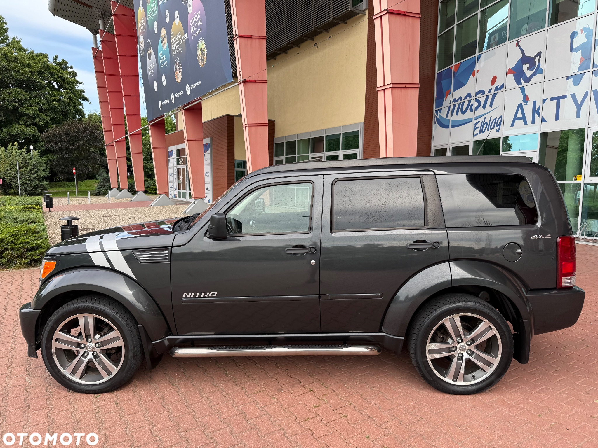 Dodge Nitro 4.0 V6 RT - 10