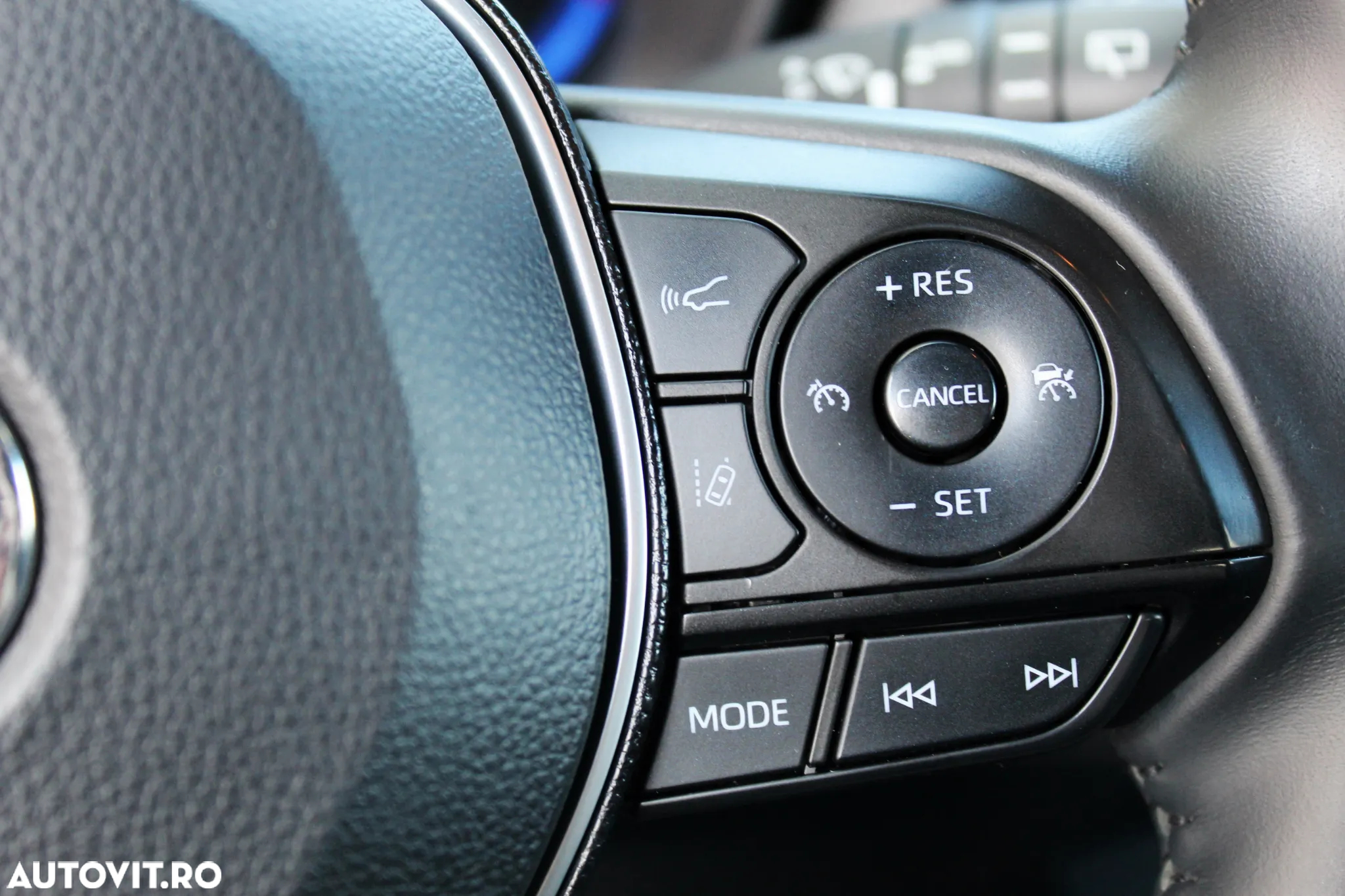 Toyota Corolla 1.8 HSD Exclusive interior Negru - 23