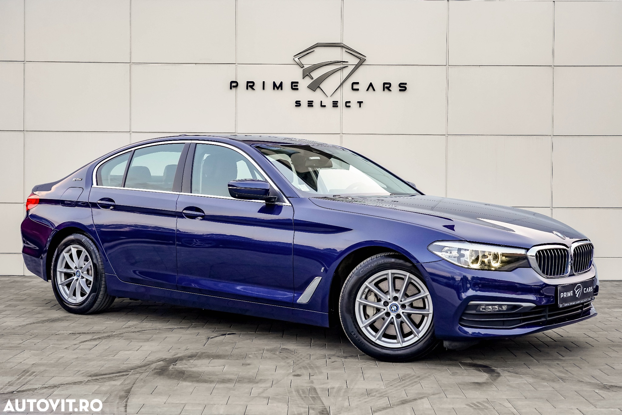 BMW Seria 5 530e Aut. - 28